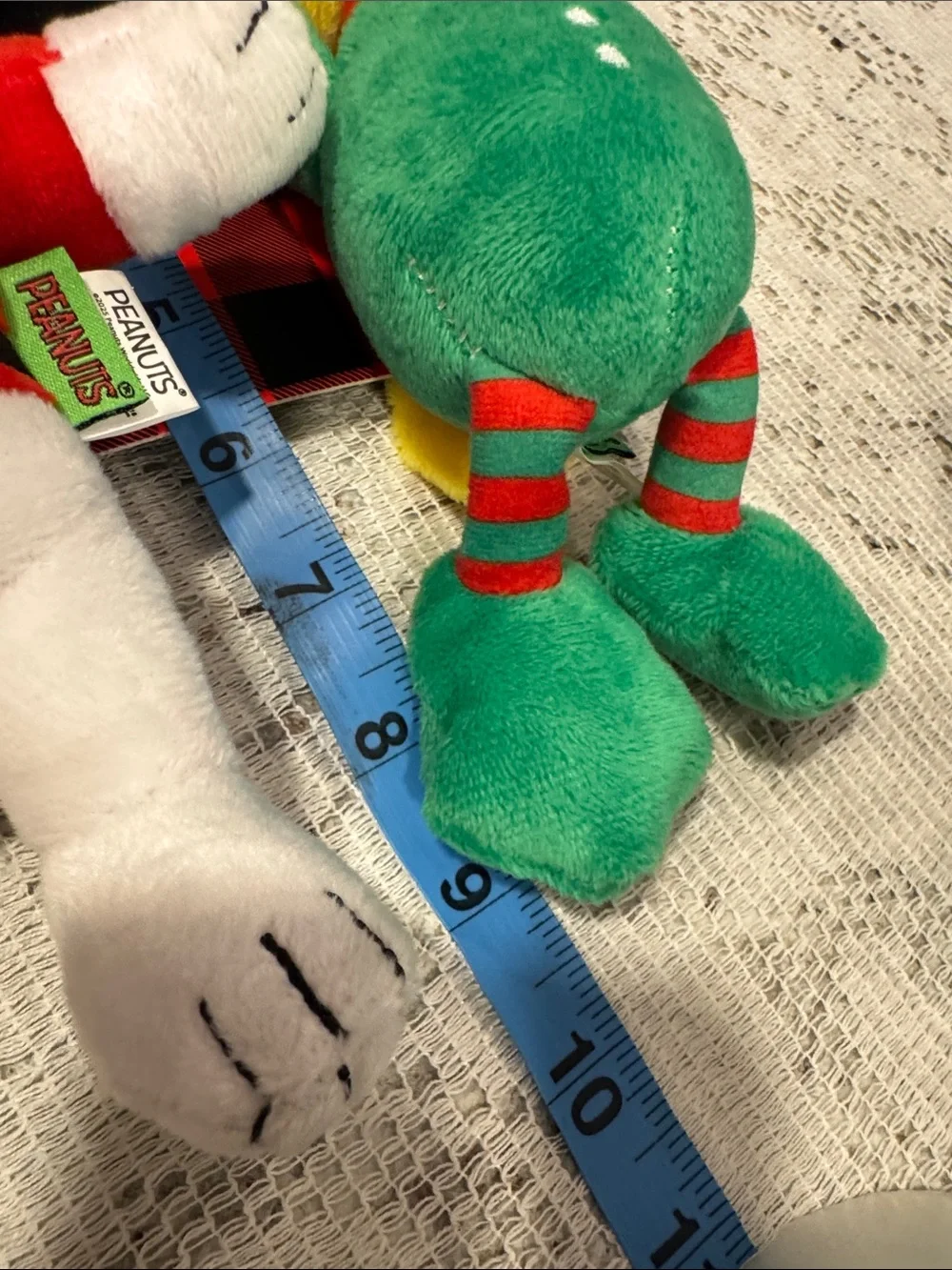 Peanuts Holiday Dog Toy 2-Pack Snoopy as Santa Claus &  Woodstock as an elf. NEW